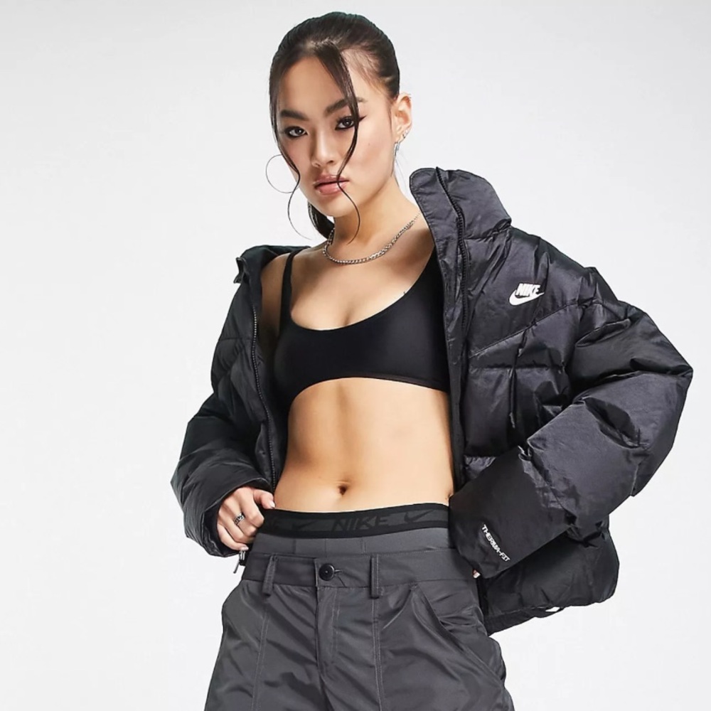 NWT Nike Sportswear Therma-FIT City Series Shine Puffer Jacket